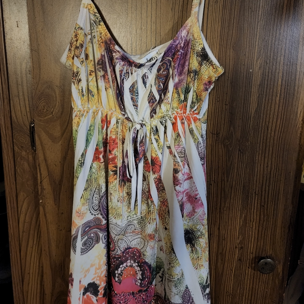 Dress size Med